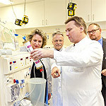 Kerstin Tack hospitiert in der Klinik für Nieren- und Hochdruckerkrankungen an der MHH